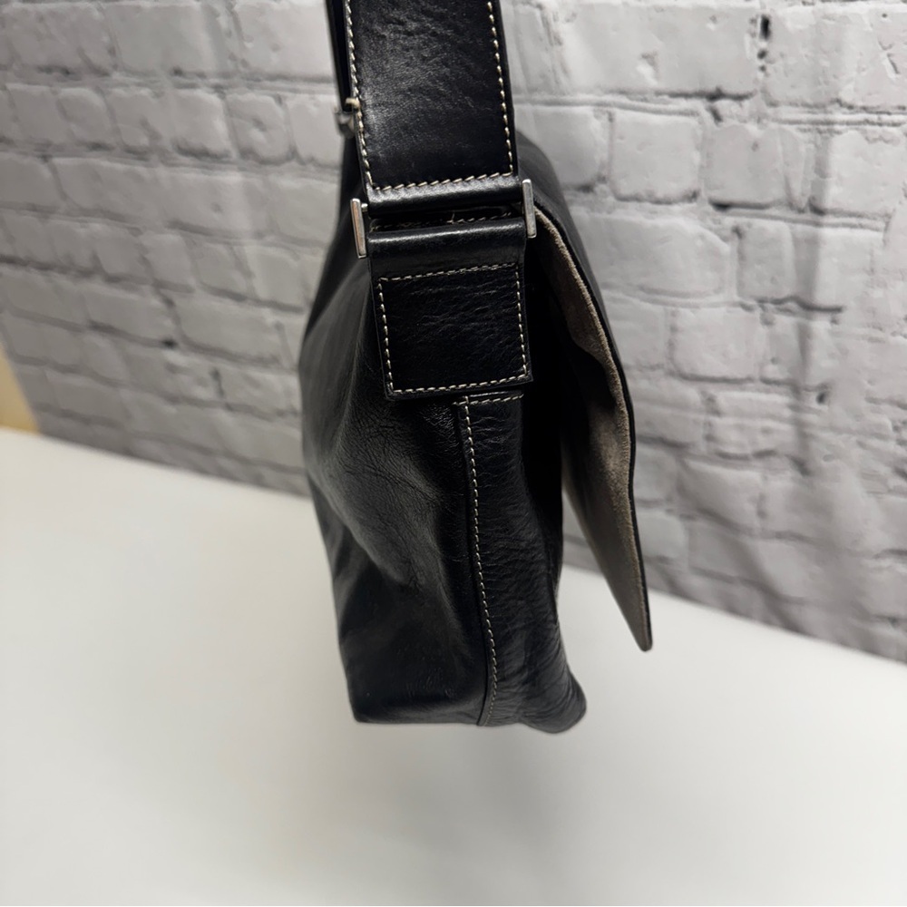 Kate Spade made in Italy vintage shoulder Black Leather women’s Bag - Picture 6 of 12